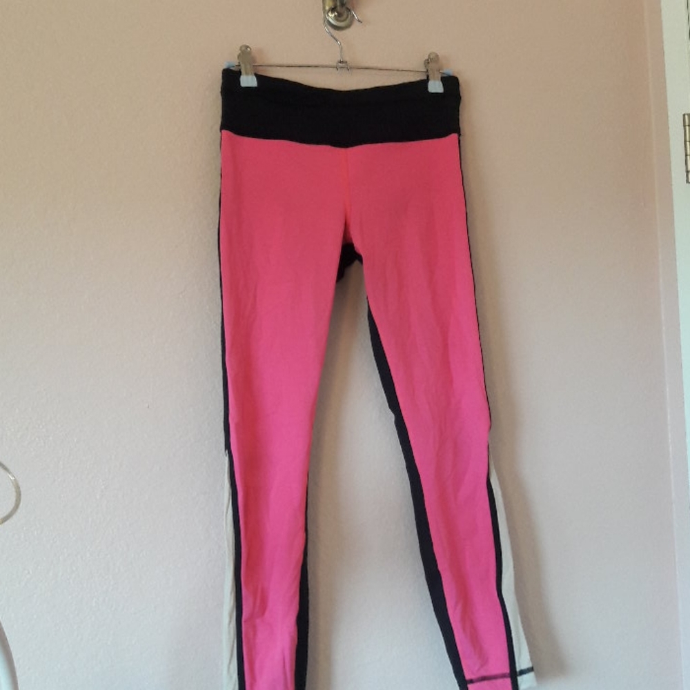 Lululemon pink colorblocked leggings